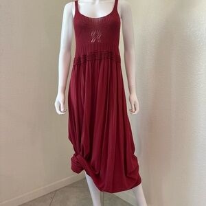 Chic Burgundy Sleeveless Midi Dress